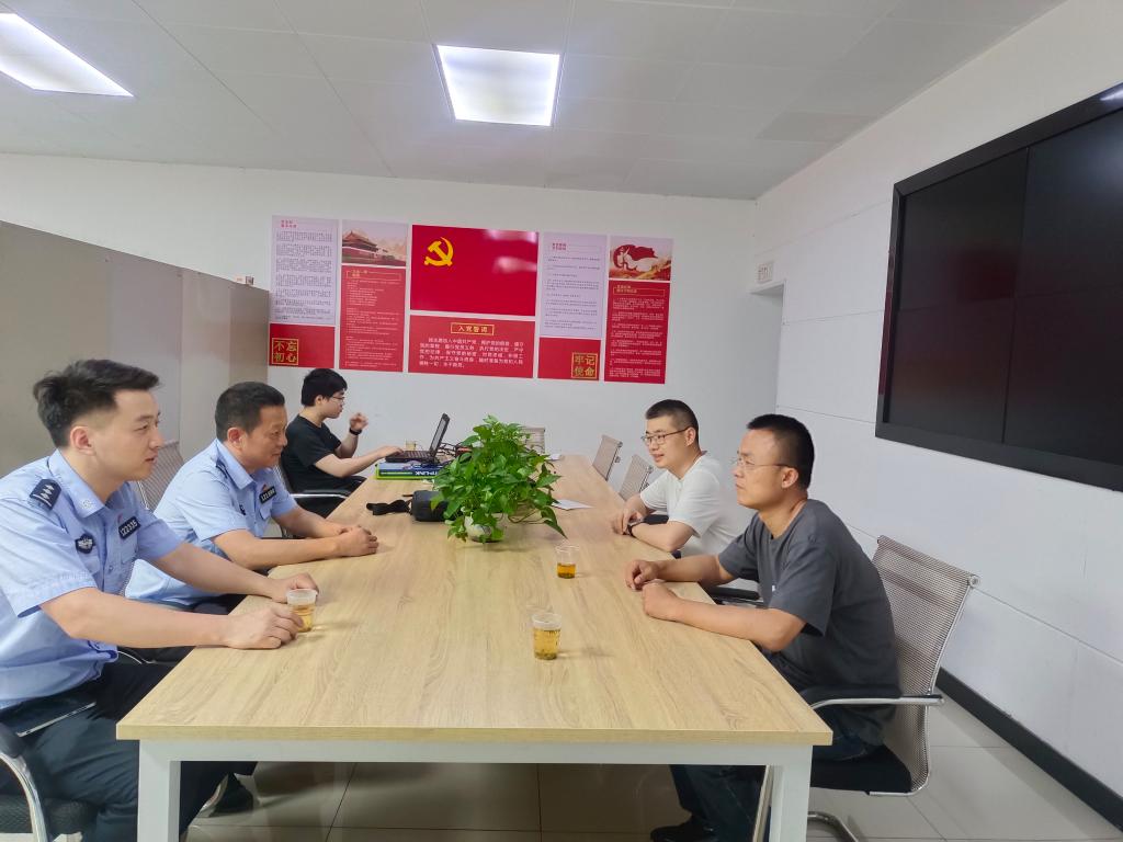 益阳市公安局赫山分局对全讯600cc大白菜互联网安全进行检查